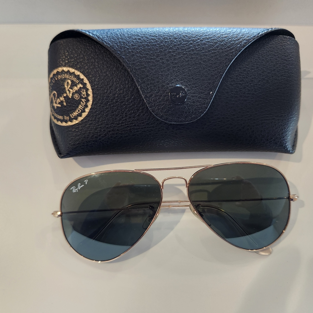 Ray-Ban Aviator Sunglasses - Gold Frame with Dark Lenses